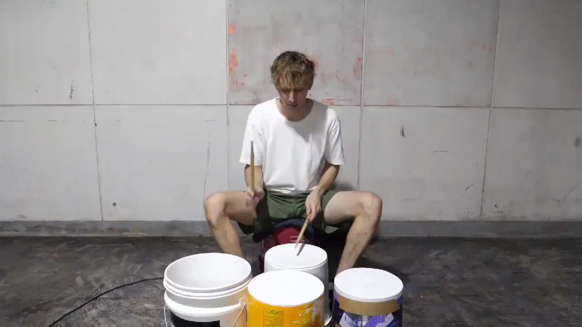 goosebumpmoment about the best drummer ever on the street with buckets